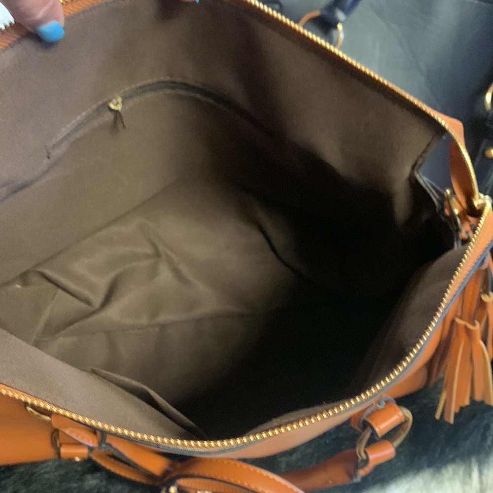 3 very nice purses all 3 for 20 - Picture 2 of 7